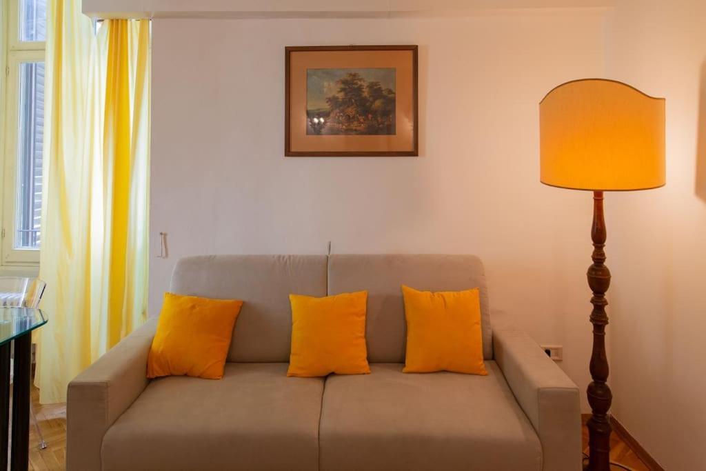 Charming 1Br Apartment Флоренция Екстериор снимка